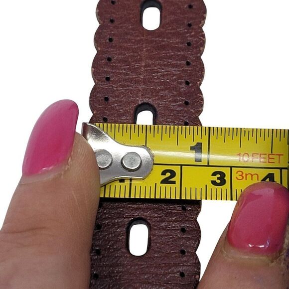 Vintage Fossil Womens Brown Leather Belt L Scalloped Perforated Brass Buckle - Picture 5 of 15